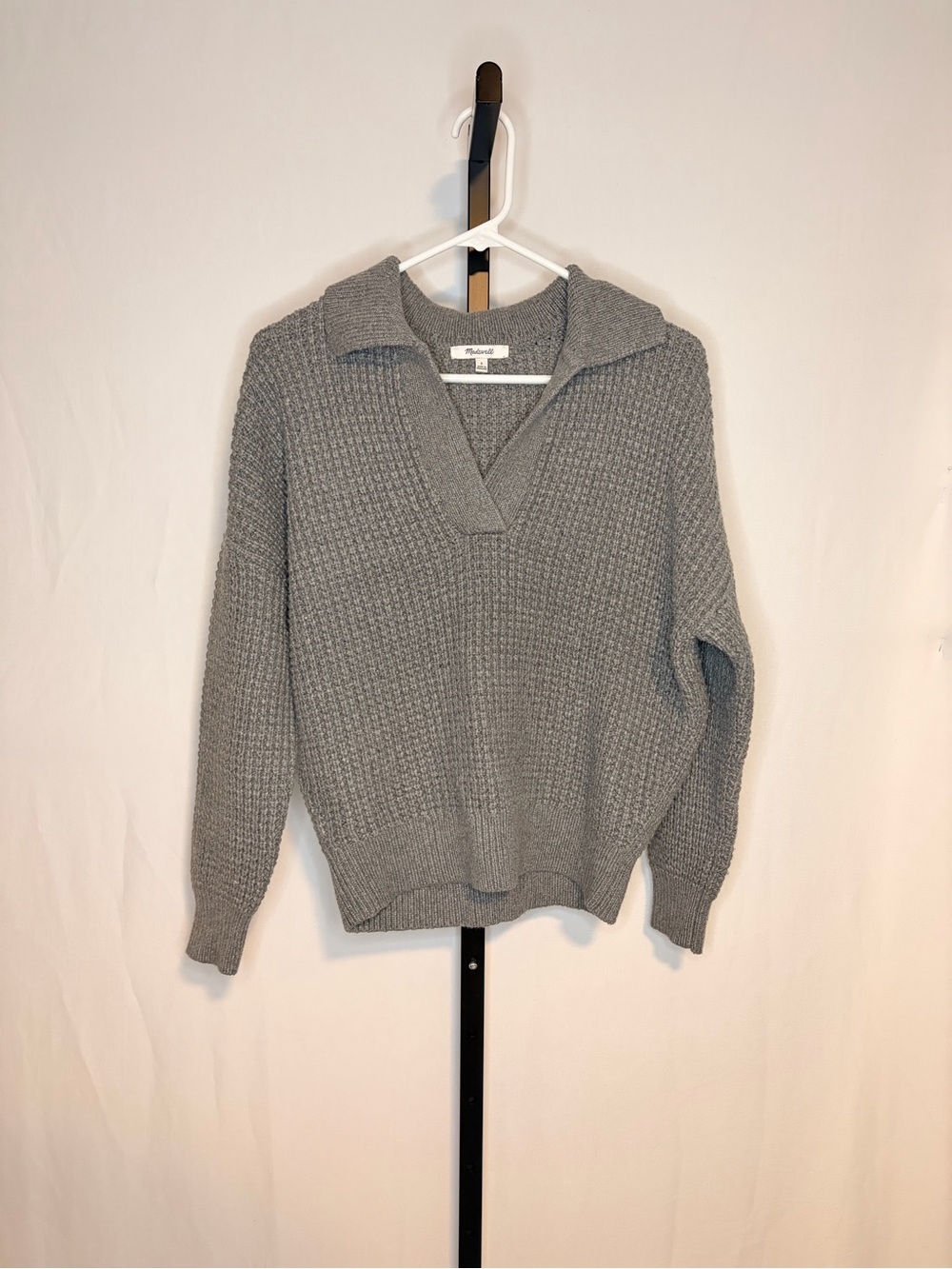 Madewell Light Gray Textured V-Neck Collared Knit Sweater